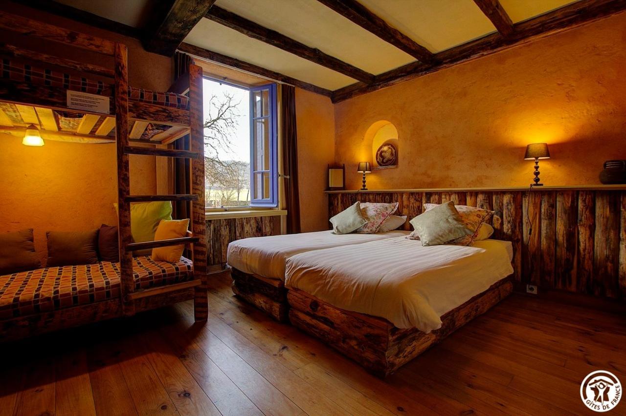 Bed and Breakfast Goute La Vie Marchamp Exterior foto