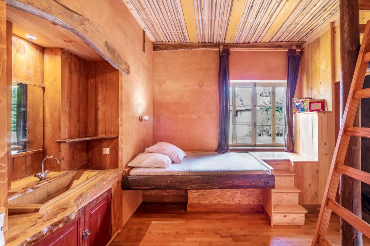 Bed and Breakfast Goute La Vie Marchamp Exterior foto